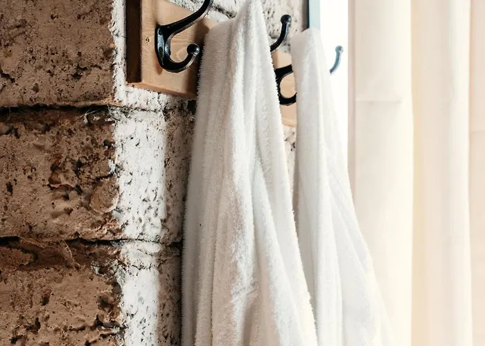 De L Olivier Feriehus Poulan-Pouzols